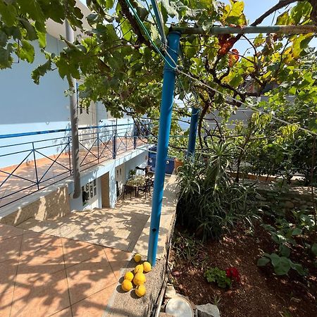 Dina House Apartman Himara Kültér fotó