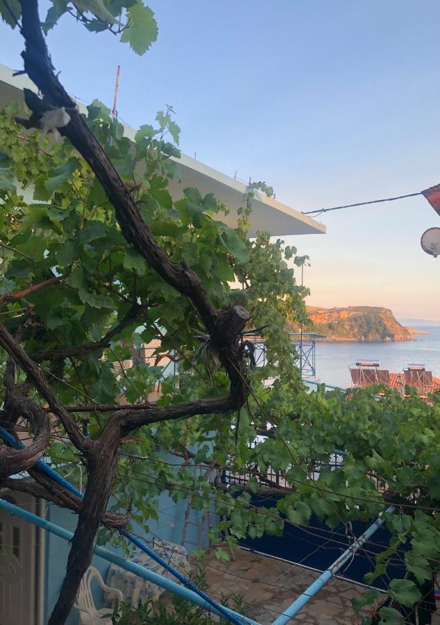 Dina House Apartman Himara Kültér fotó