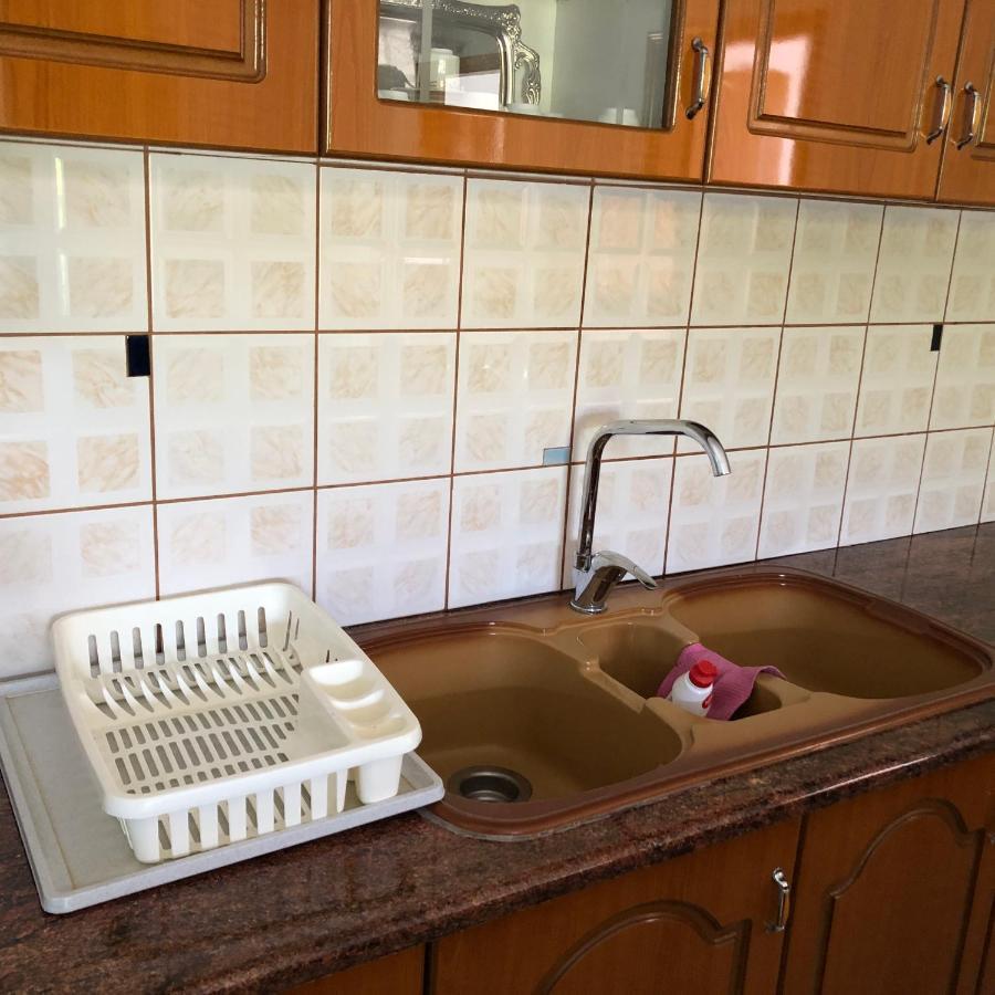 Dina House Apartman Himara Kültér fotó