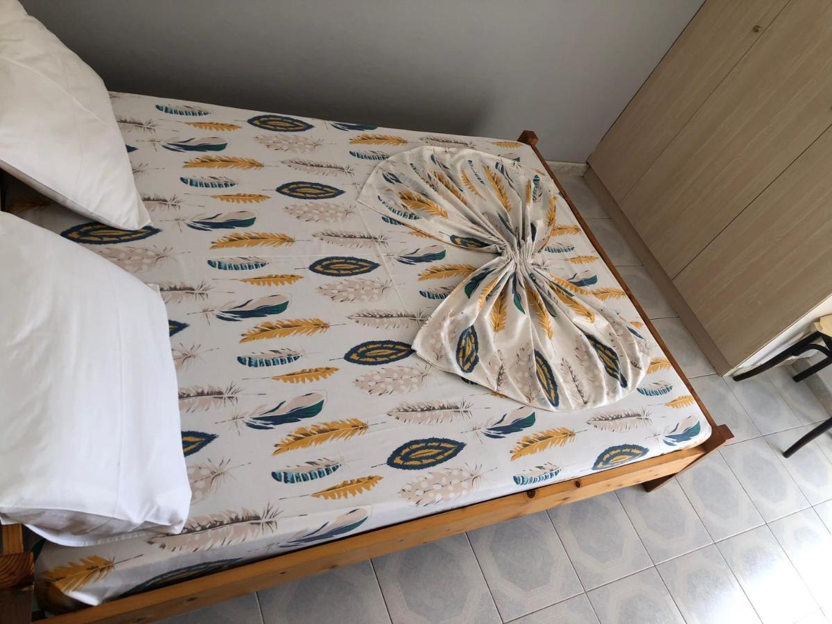 Dina House Apartman Himara Kültér fotó